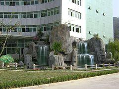 專業(yè)的廠區(qū)綠化塑石景觀制作,島外廠區(qū)綠化塑石,專業(yè)的廠區(qū)綠化塑石景觀制作,島外廠區(qū)綠化塑石生產(chǎn)廠家,專業(yè)的廠區(qū)綠化塑石景觀制作,島外廠區(qū)綠化塑石價(jià)格